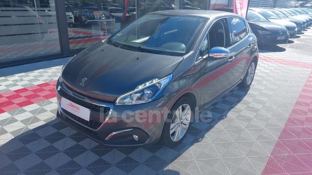 Peugeot 208 BlueHDi 100 Allure 75 kW image number 1