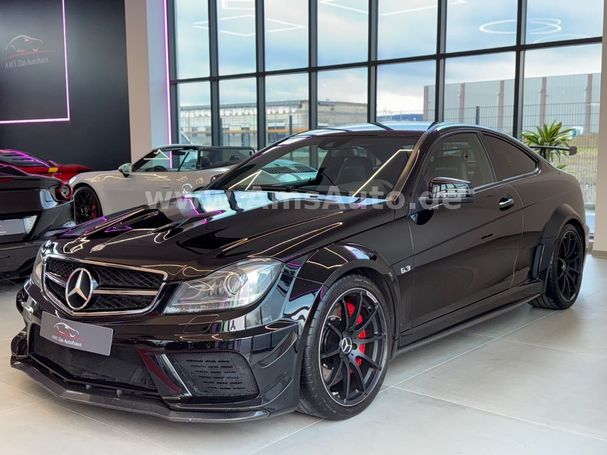 Mercedes-Benz C 63 AMG C Black Series 380 kW image number 1