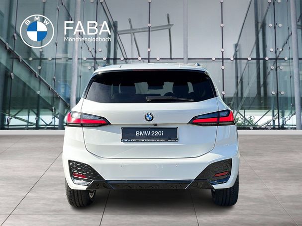 BMW 220i Active Tourer 125 kW image number 3