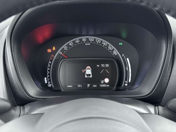 Toyota Aygo X 1.0 VVT-i CVT 53 kW image number 6