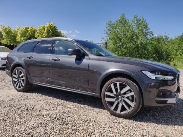 Volvo V90 Cross Country B6 AWD Ultimate 221 kW image number 8