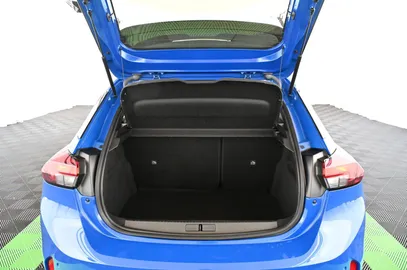 Car image 34