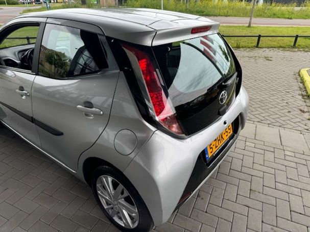 Toyota Aygo 51 kW image number 22