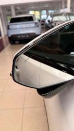 Car image 49