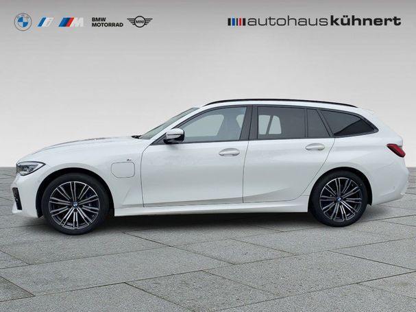 BMW 330 Touring e M Sport xDrive 215 kW image number 5