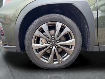 Car image 20