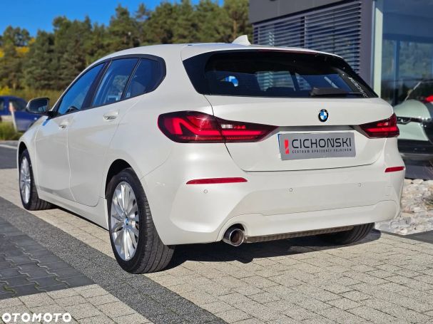 BMW 118i Sport Line 100 kW image number 10