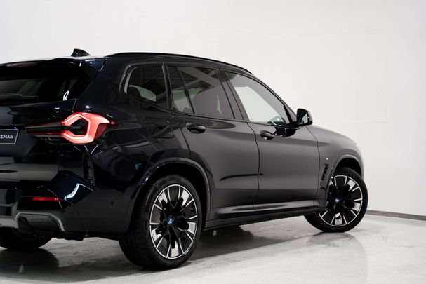 BMW iX3 M Sport 210 kW image number 11