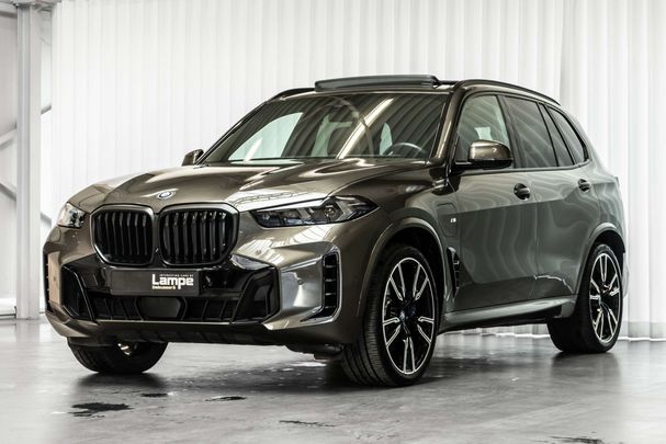 BMW X5 50e xDrive 360 kW image number 1