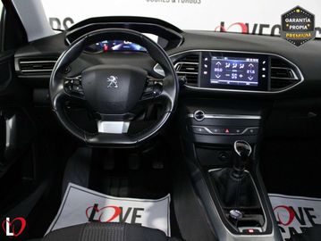 Car image 37