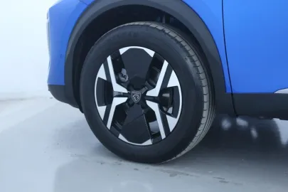 Car image 29