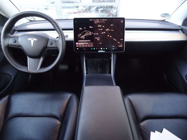 Tesla Model 3 Long Range AWD 158 kW image number 30