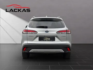 Car image 5