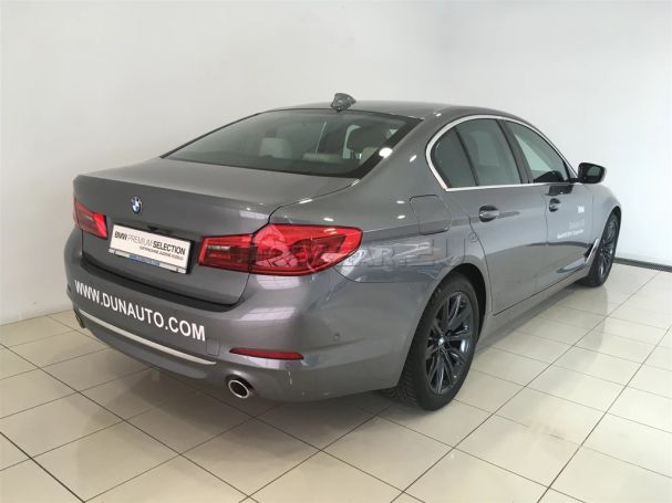 BMW 530i xDrive 185 kW image number 1