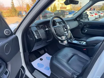 Car image 27