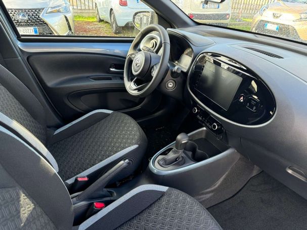 Toyota Aygo X 1.0 VVT-i CVT 53 kW image number 6