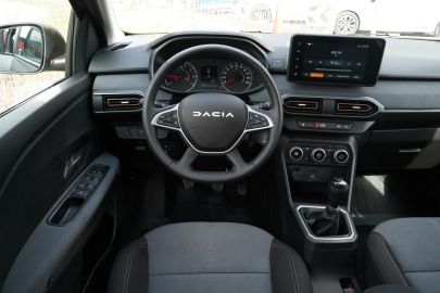 Car image 28