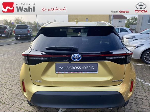 Toyota Yaris Cross 1.5 Hybrid Team Deutschland 85 kW image number 9