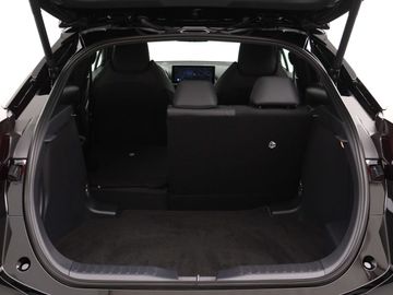 Car image 37