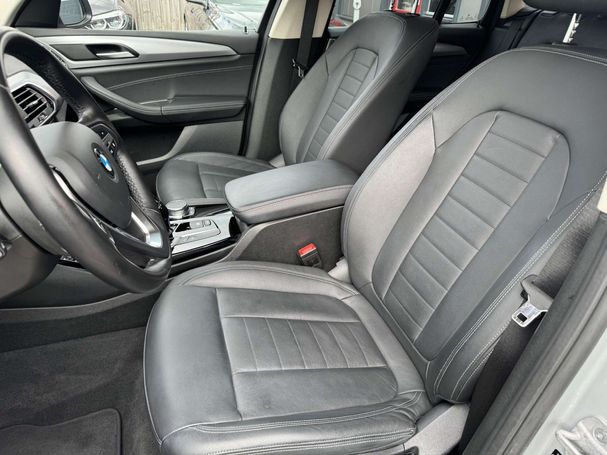 BMW X3 xDrive20i 135 kW image number 3