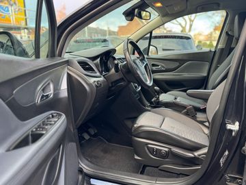 Car image 15