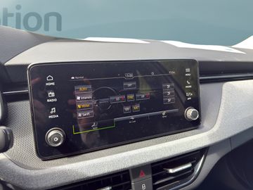 Car image 28