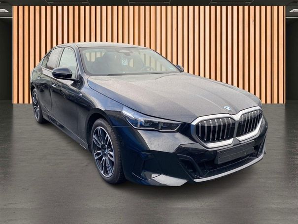 BMW 520i 140 kW image number 10