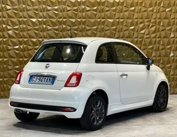 Car image 5