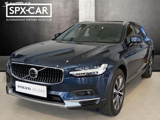 Volvo V90 Cross Country B4 Pro AWD 145 kW image number 1