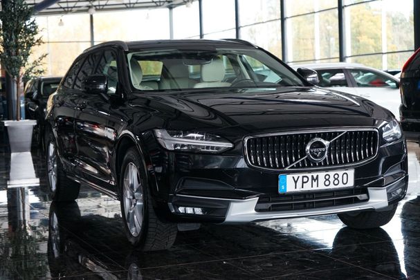 Volvo V90 Cross Country D5 AWD 174 kW image number 3