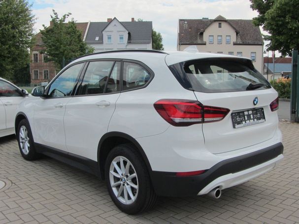 BMW X1 sDrive18i Advantage 103 kW image number 5