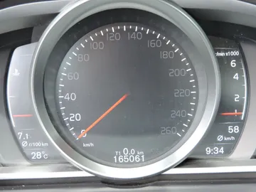 Car image 28