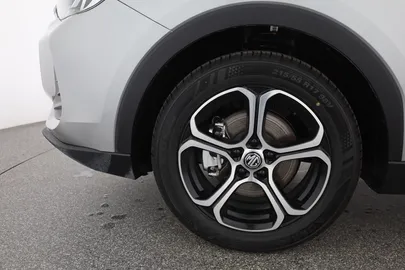 Car image 28