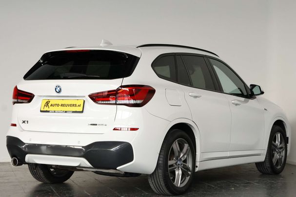 BMW X1 25e xDrive 163 kW image number 3