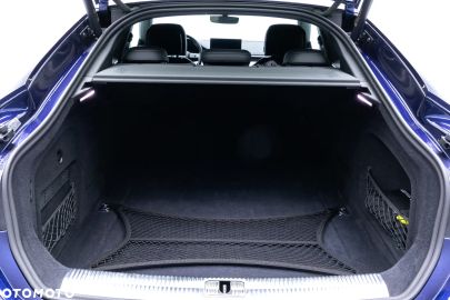 Car image 38