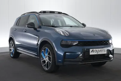 Car image 4