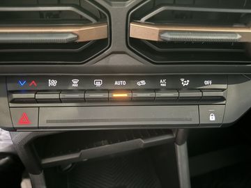 Car image 36