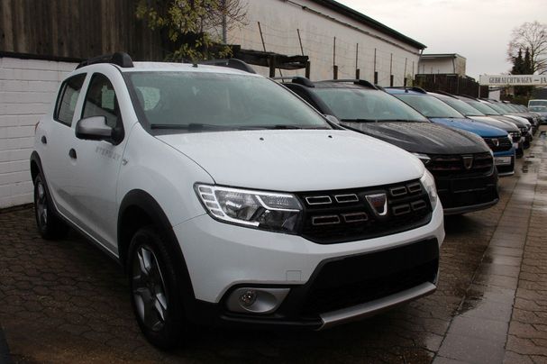 Dacia Sandero Stepway TCe 90 66 kW image number 2