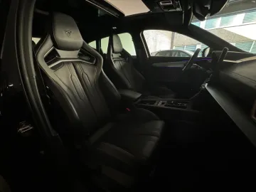 Car image 36