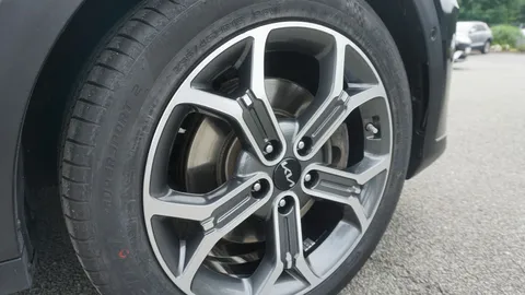 Car image 35