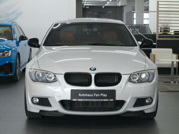 BMW 330d xDrive 180 kW image number 4