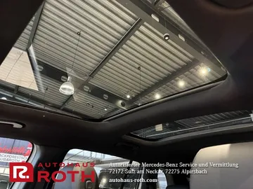 Car image 33