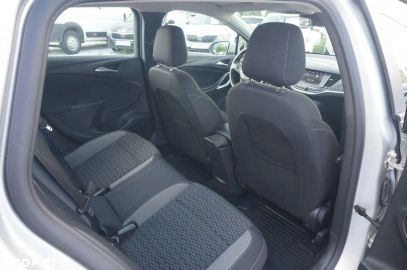 Car image 31