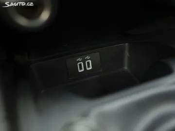 Car image 37