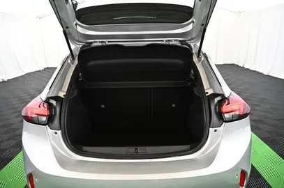 Car image 34