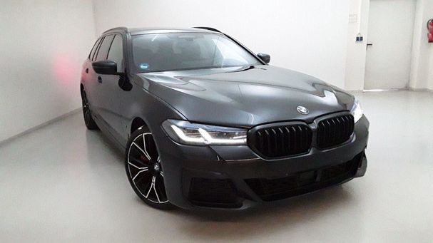 BMW 530d Touring M xDrive 210 kW image number 21