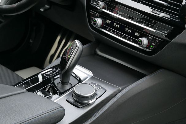 BMW 520d Touring 140 kW image number 19