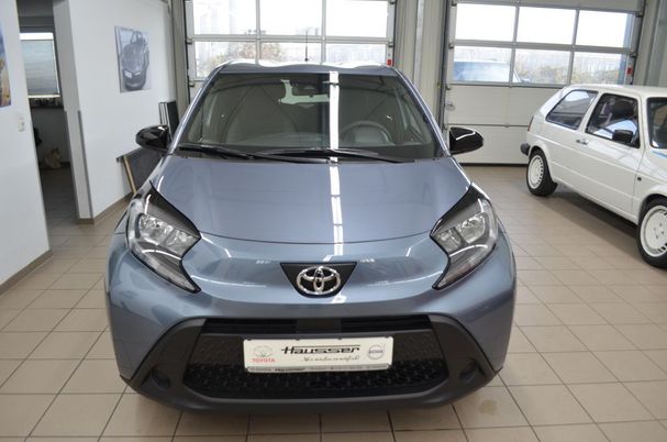 Toyota Aygo X 53 kW image number 3