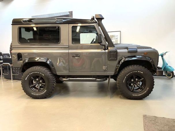 Land Rover Defender 90 2.2 Station Wagon 90 kW image number 7