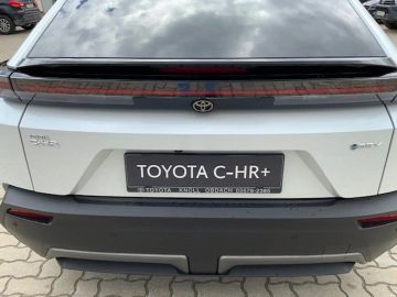 Car image 23